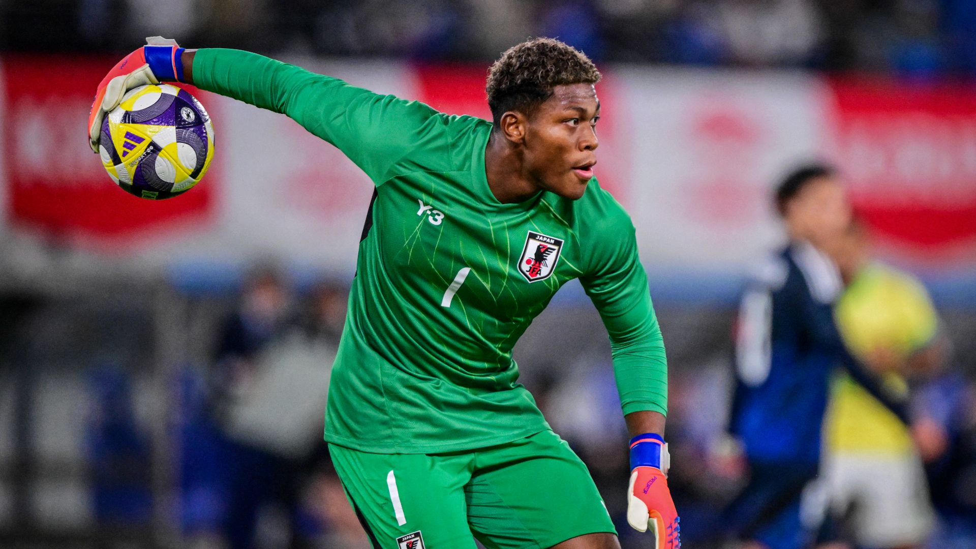 負傷の鈴木彩艶が日本代表活動不参加に。JFAが公式発表 | Goal.com 日本